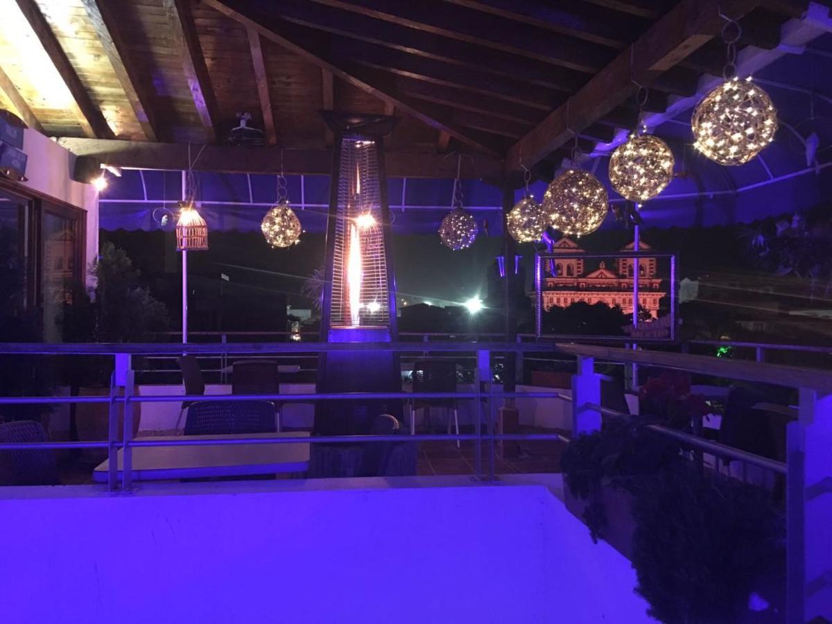 Hotel Guatatur Guatapé エクステリア 写真