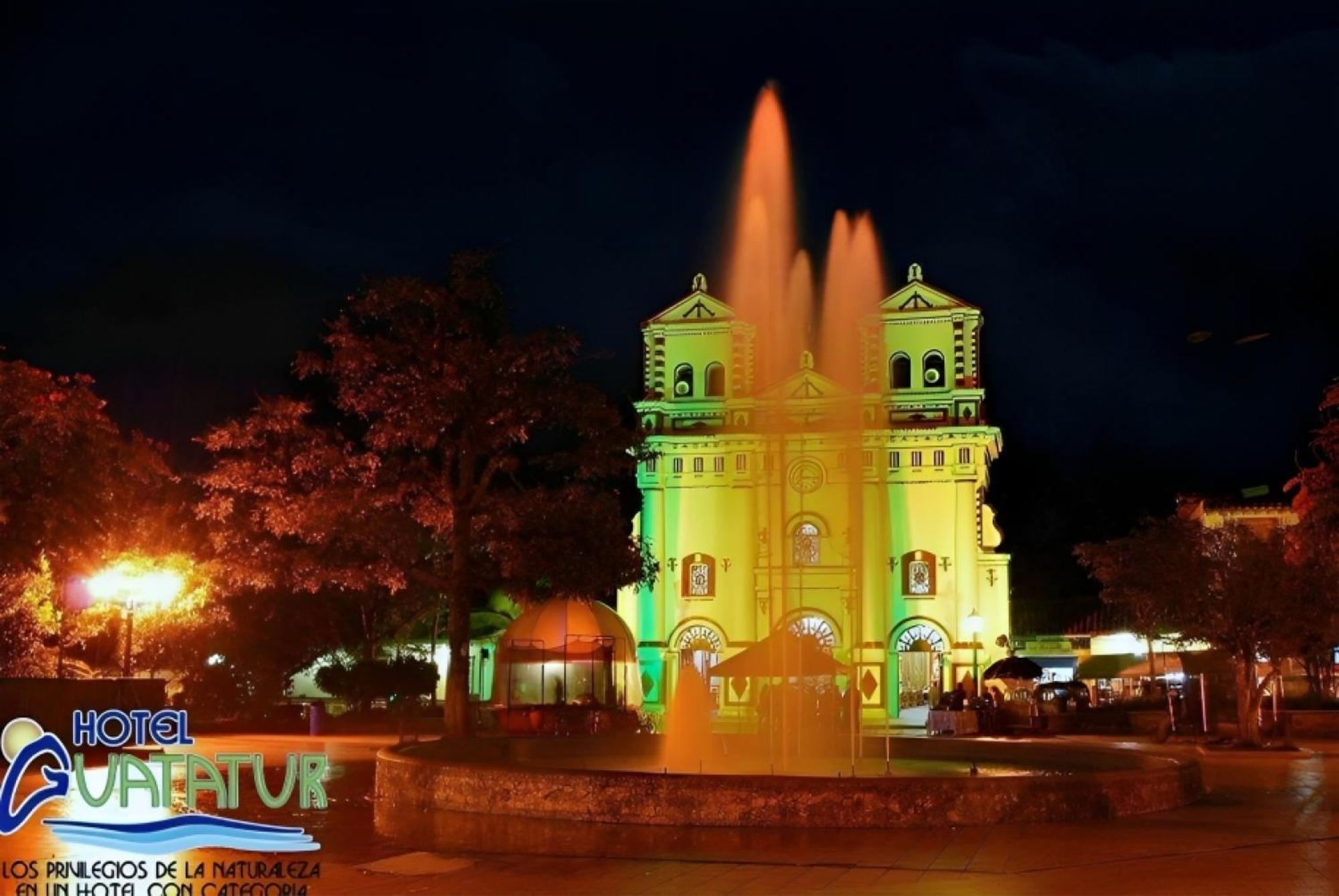 Hotel Guatatur Guatapé エクステリア 写真