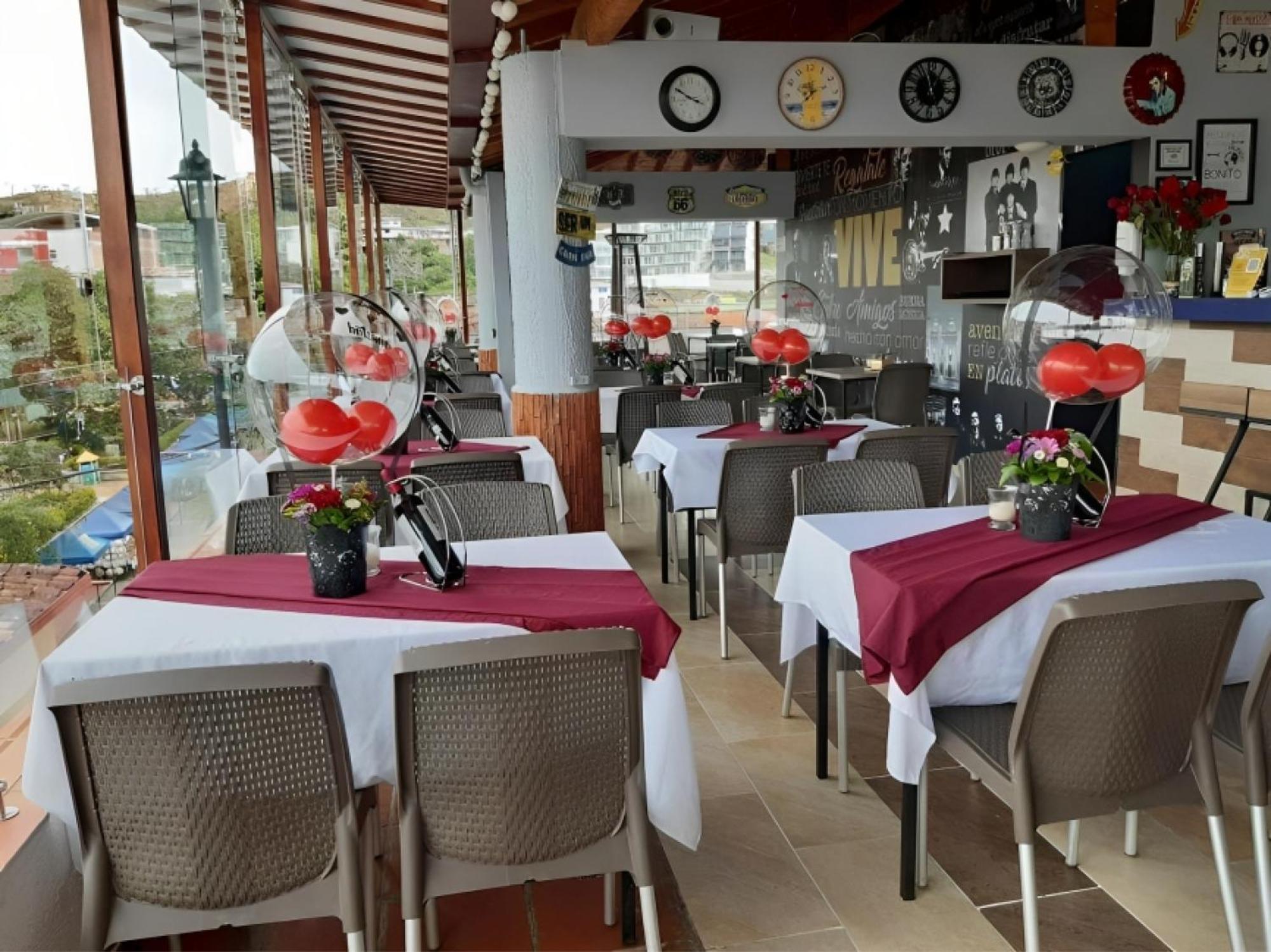 Hotel Guatatur Guatapé エクステリア 写真