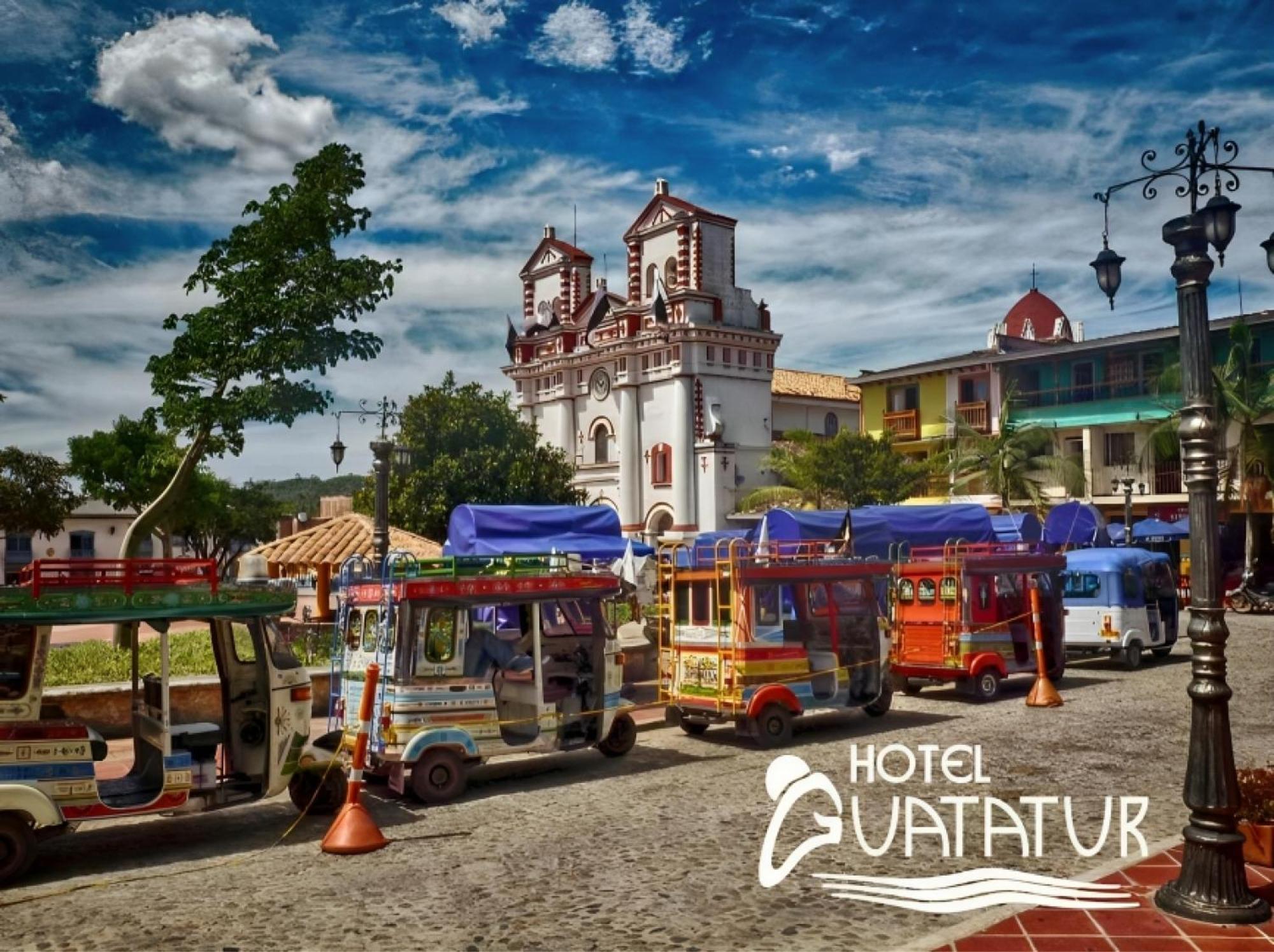 Hotel Guatatur Guatapé エクステリア 写真