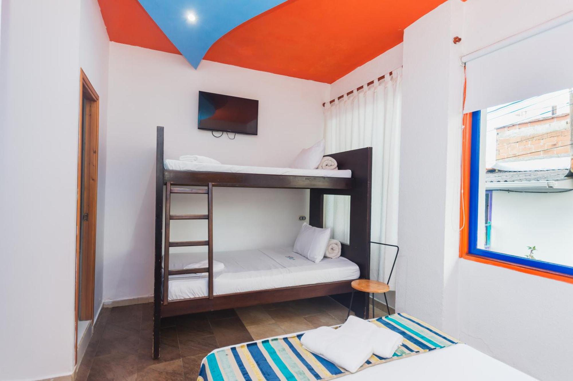 Hotel Guatatur Guatapé エクステリア 写真