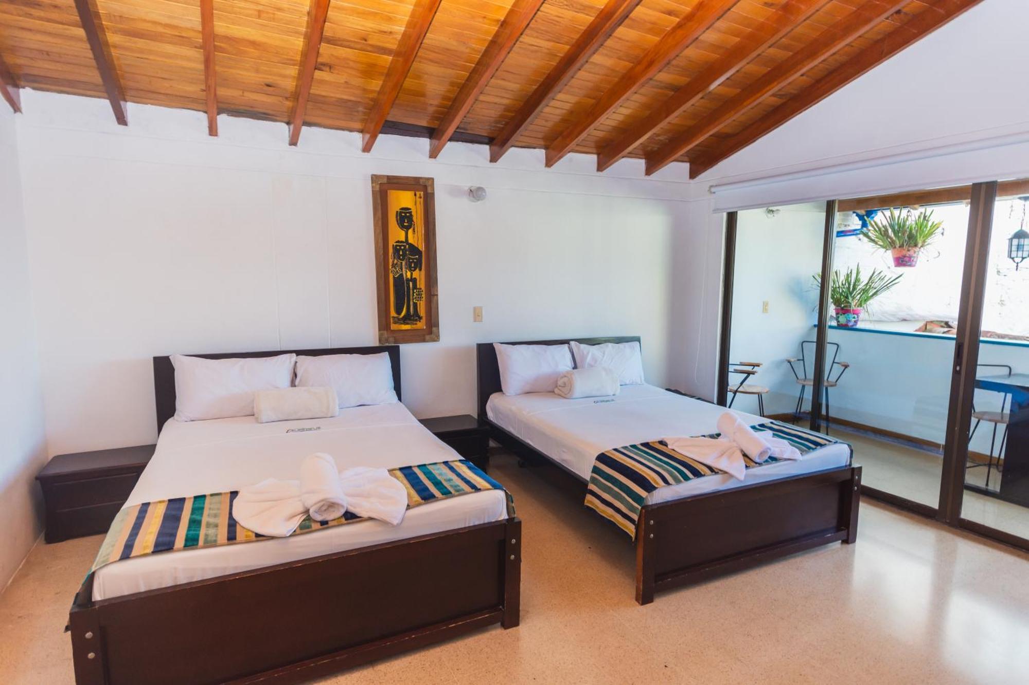 Hotel Guatatur Guatapé エクステリア 写真
